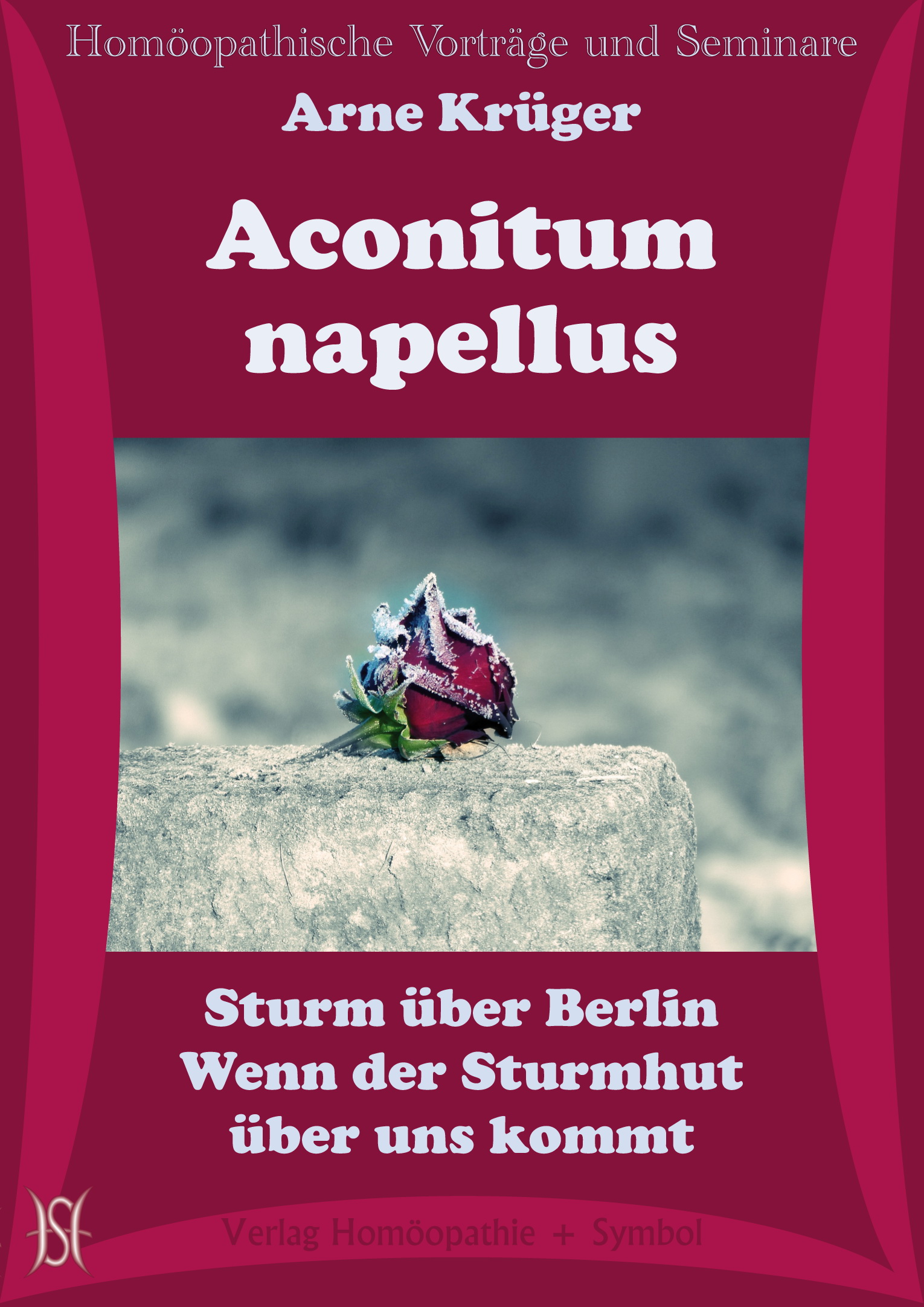 Aconitum napellus. Sturm über Berlin. Wenn der Sturmhut über uns kommt